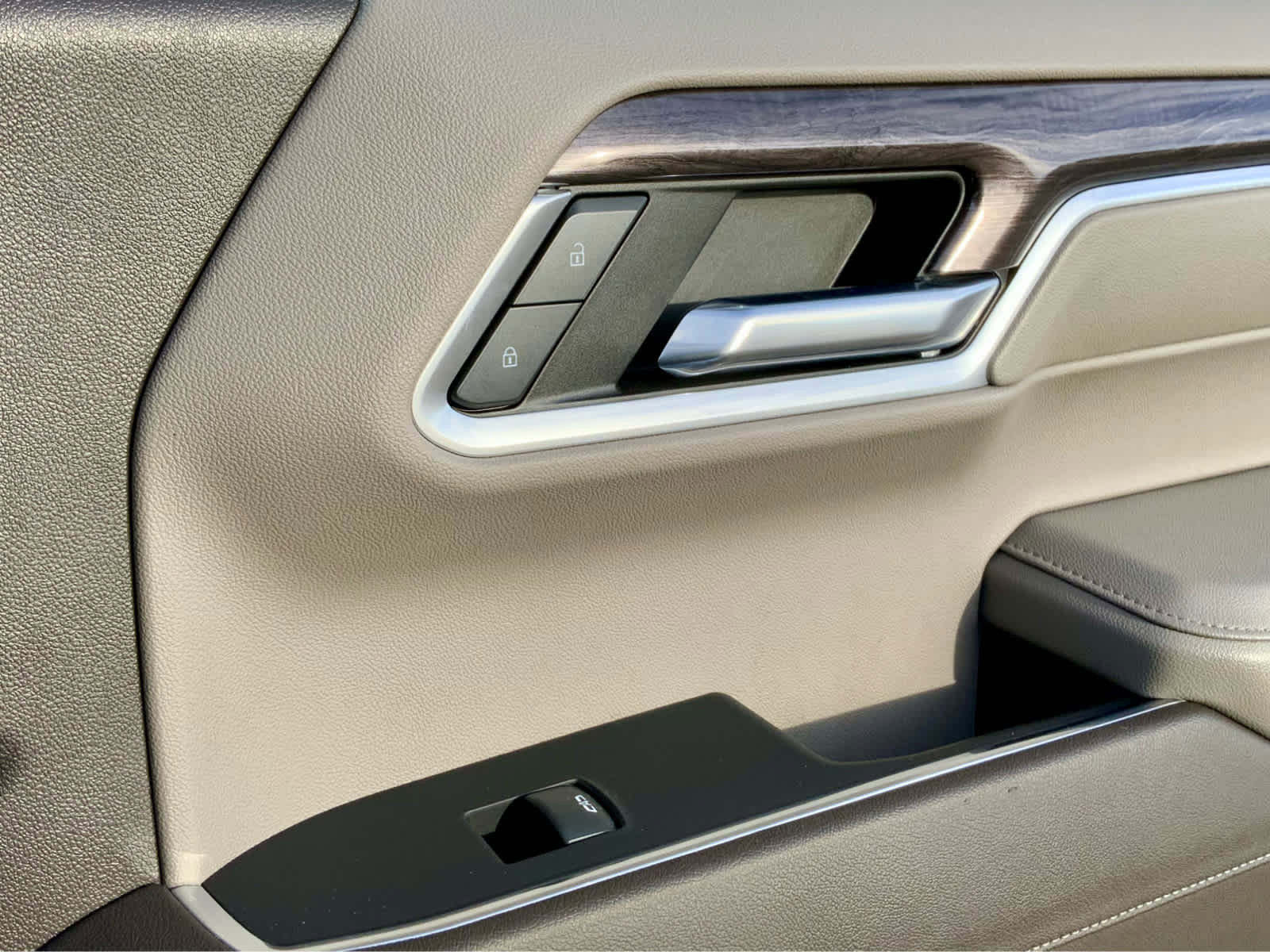 Used 2022 Chevrolet Silverado 1500 LTZ w/ LTZ Premium Package image 60