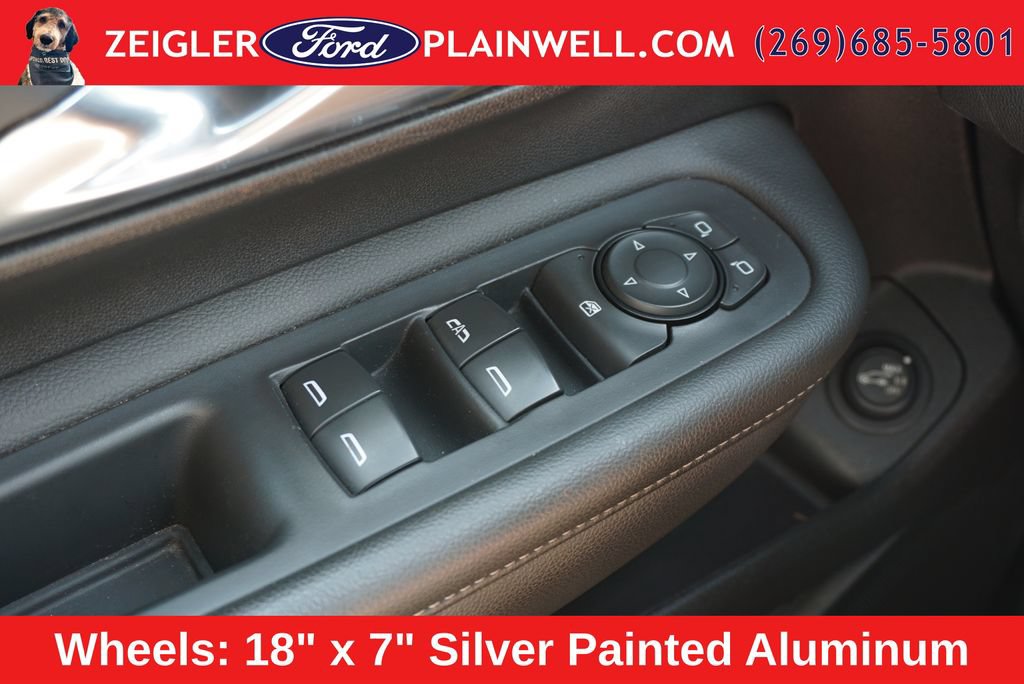 Used 2022 GMC Terrain SLT w/ Tech Package AWD/4WD image 32