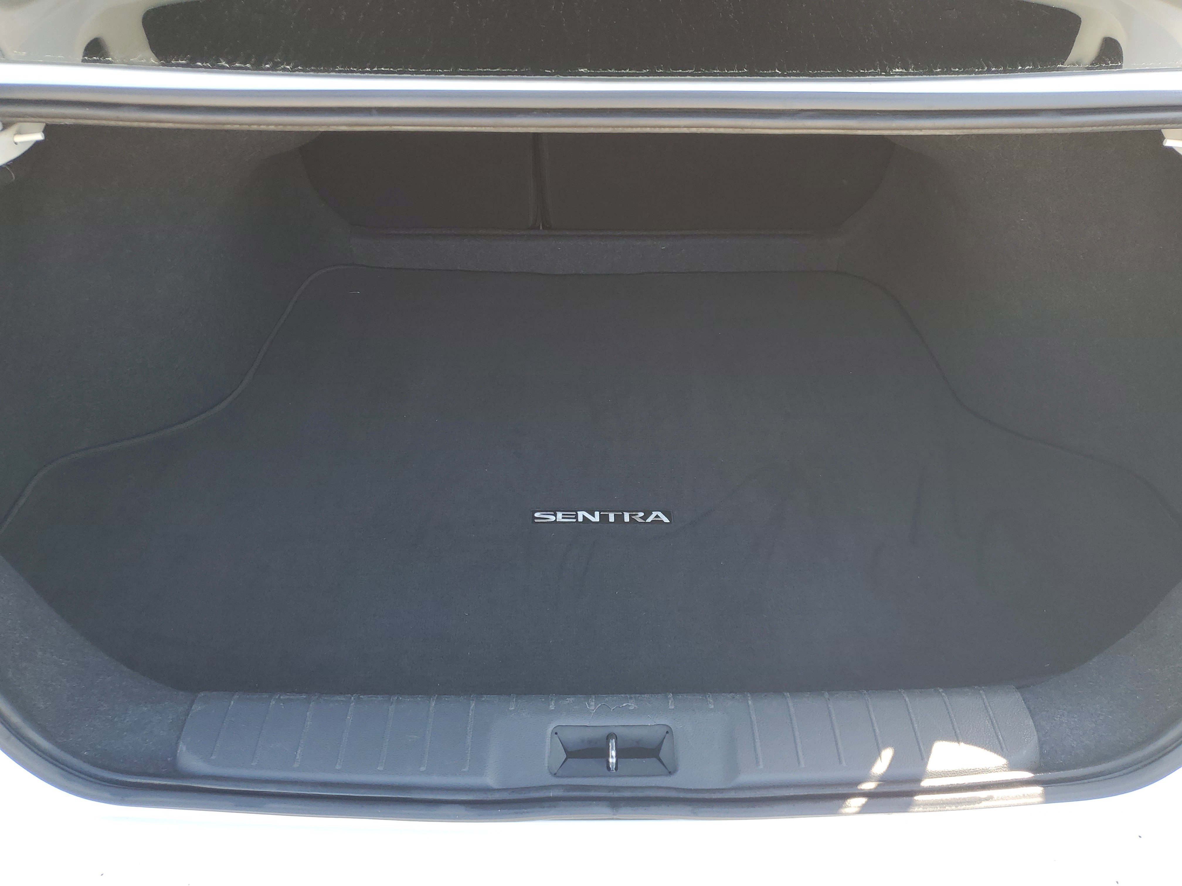 Used 2025 Nissan Sentra S image 7