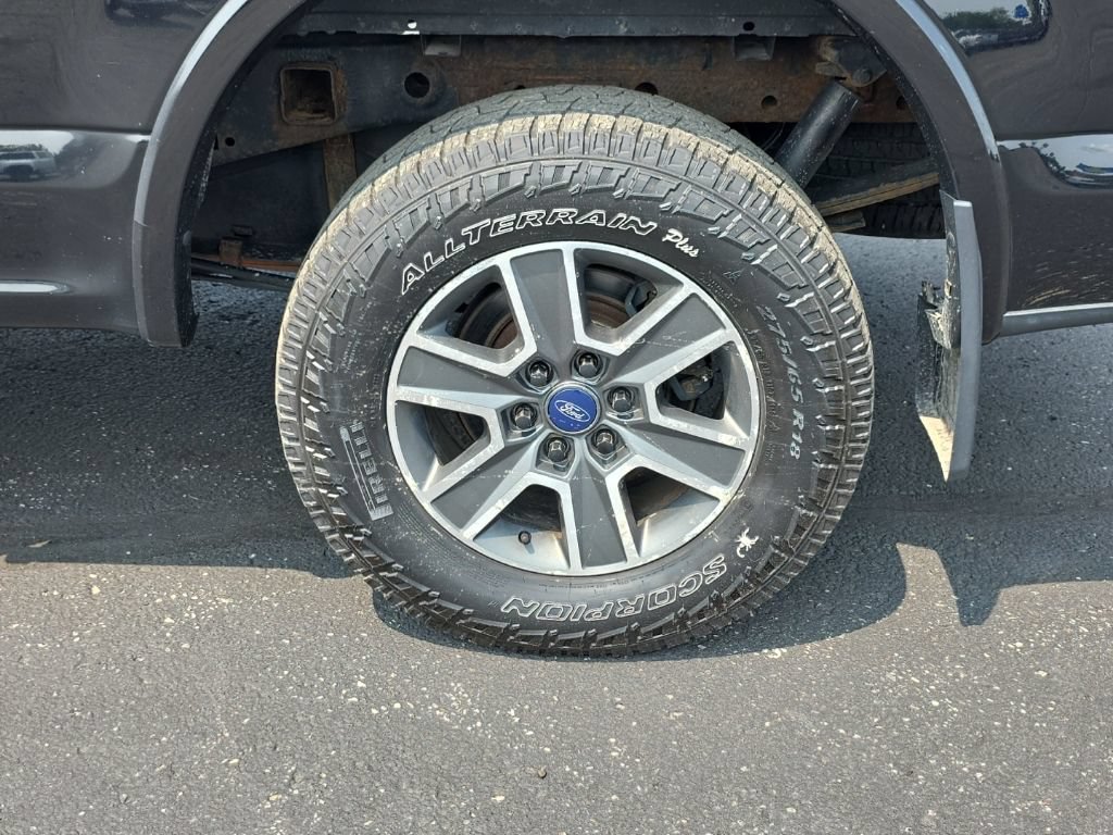Used 2016 Ford F150 XLT w/ Equipment Group 301A Mid AWD/4WD image 12