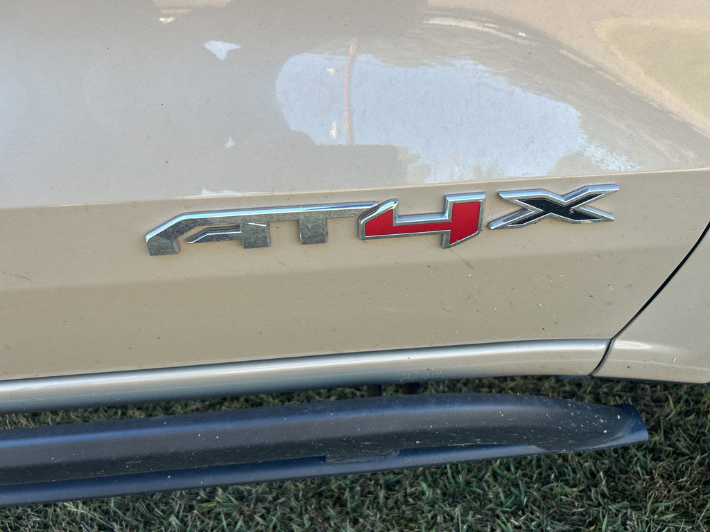 Used 2023 GMC Canyon AT4X image 6