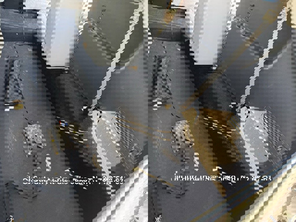 Used 2020 Buick Enclave Essence image 28