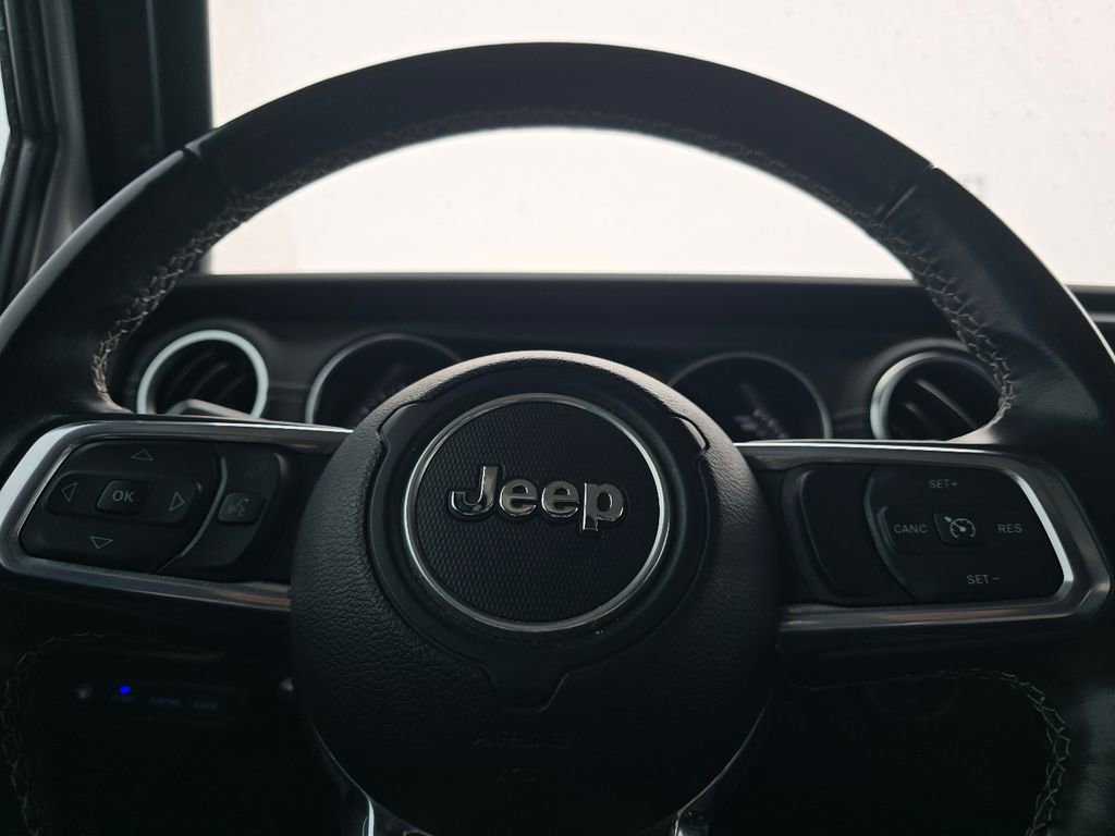 Used 2022 Jeep Wrangler Unlimited Sahara image 27