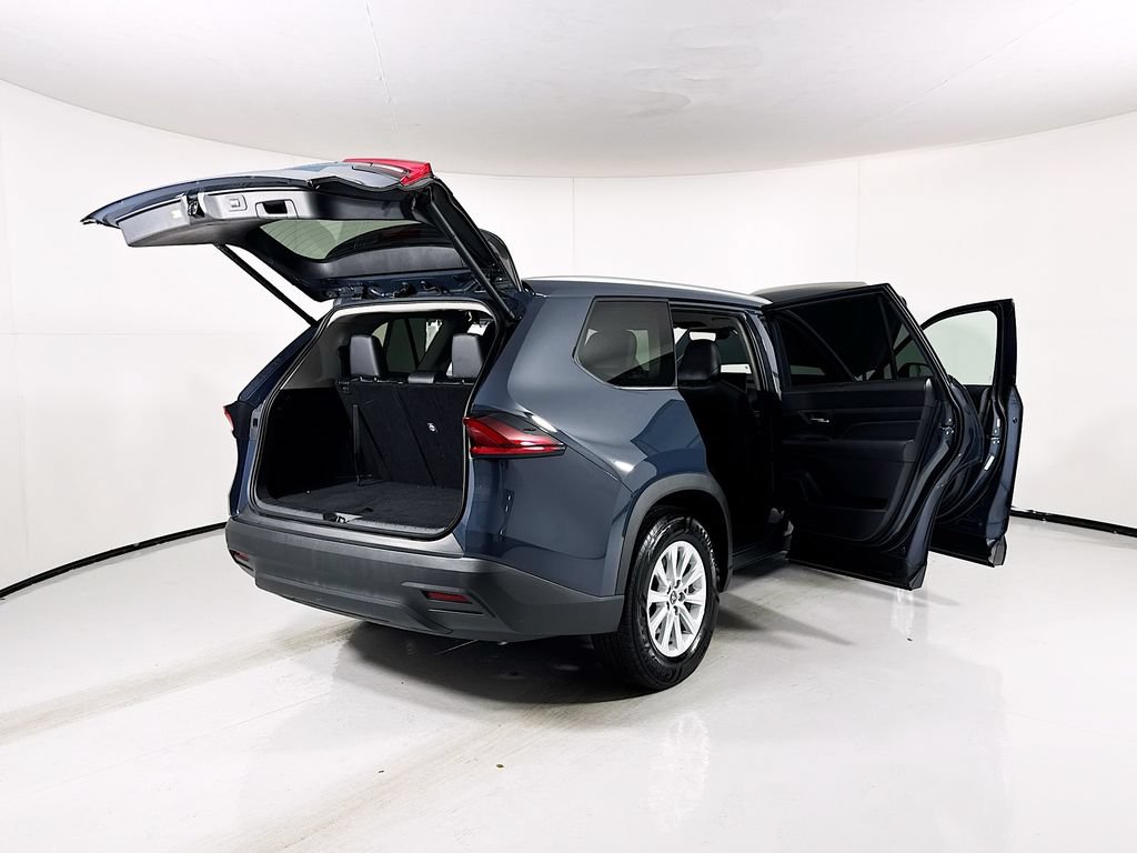 Used 2025 Toyota Grand Highlander FWD image 25