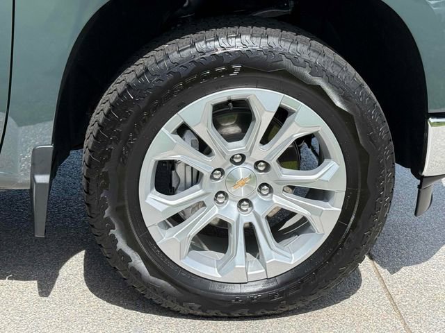 Used 2025 Chevrolet Silverado 1500 LTZ w/ LTZ Premium Package image 21