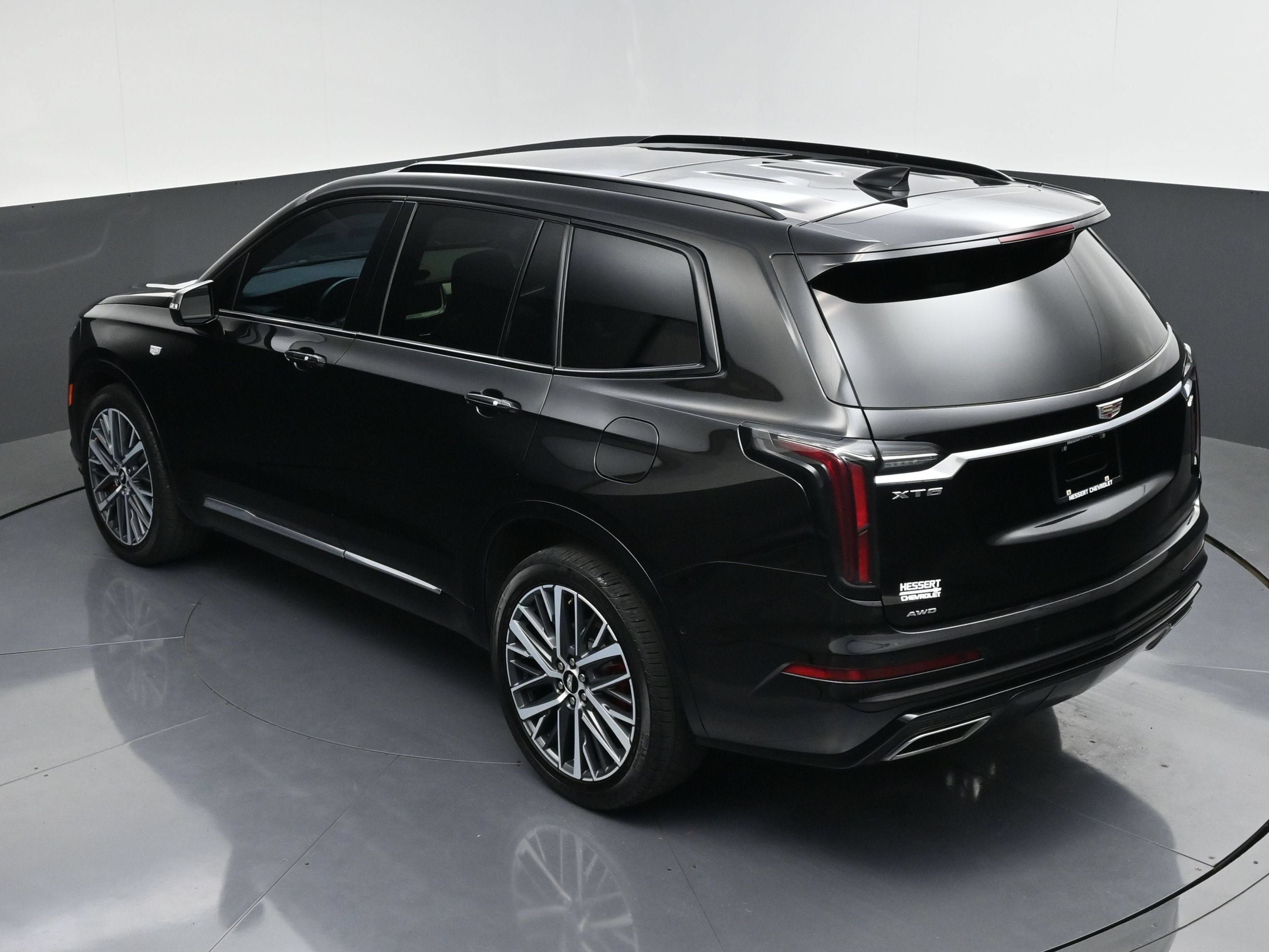 Used 2024 Cadillac XT6 Sport w/ Technology Package AWD/4WD image 56