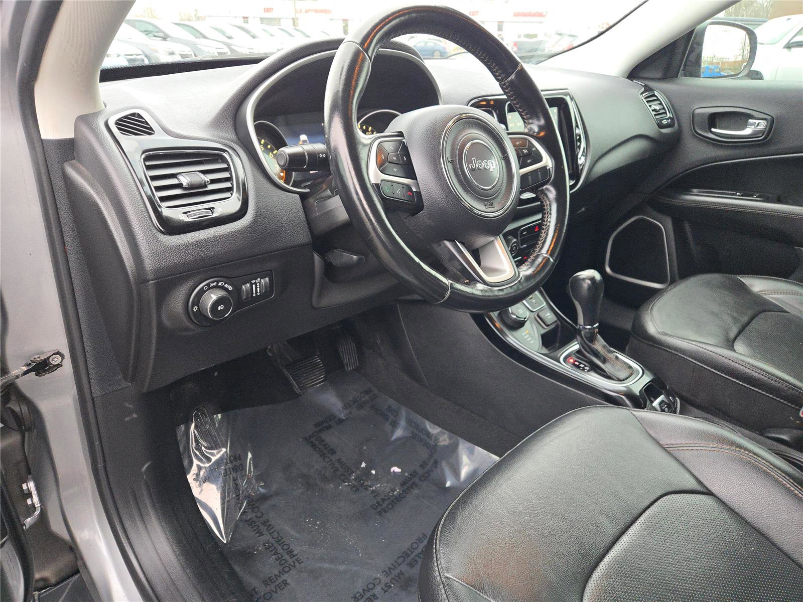 Used 2020 Jeep Compass Limited image 23