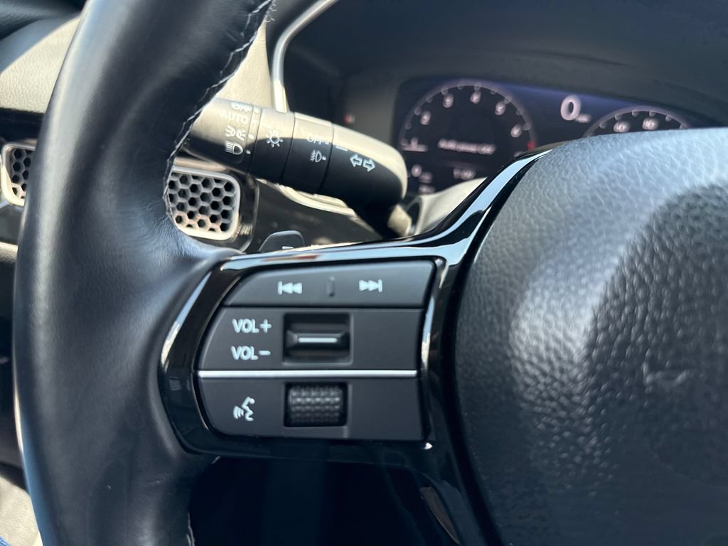 Used 2023 Honda Civic Touring image 25