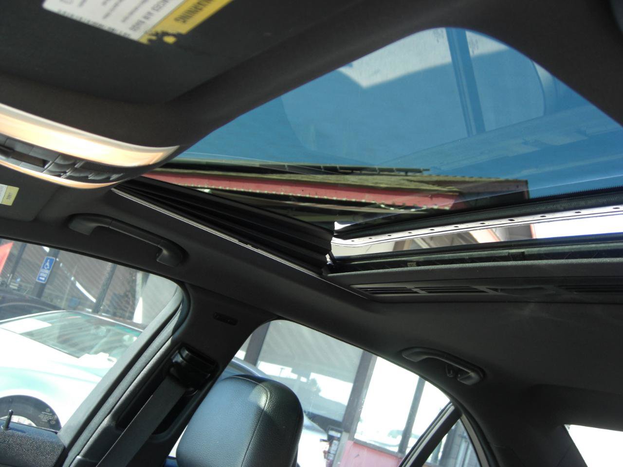 Used 2008 Mercedes-Benz C 300 Sedan image 7
