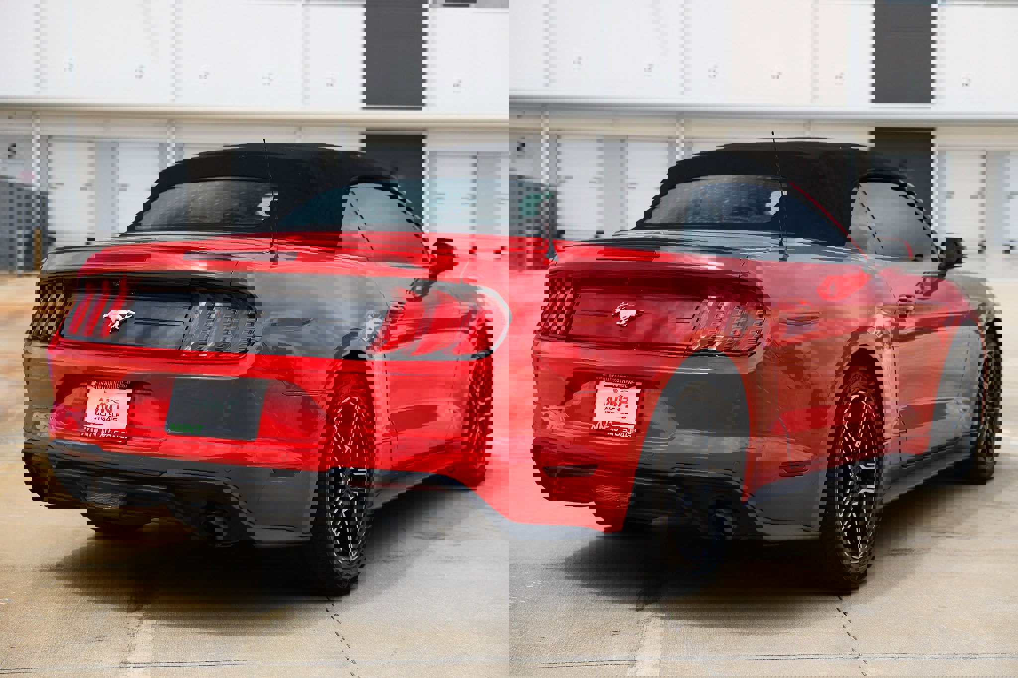 Used 2020 Ford Mustang Premium image 18