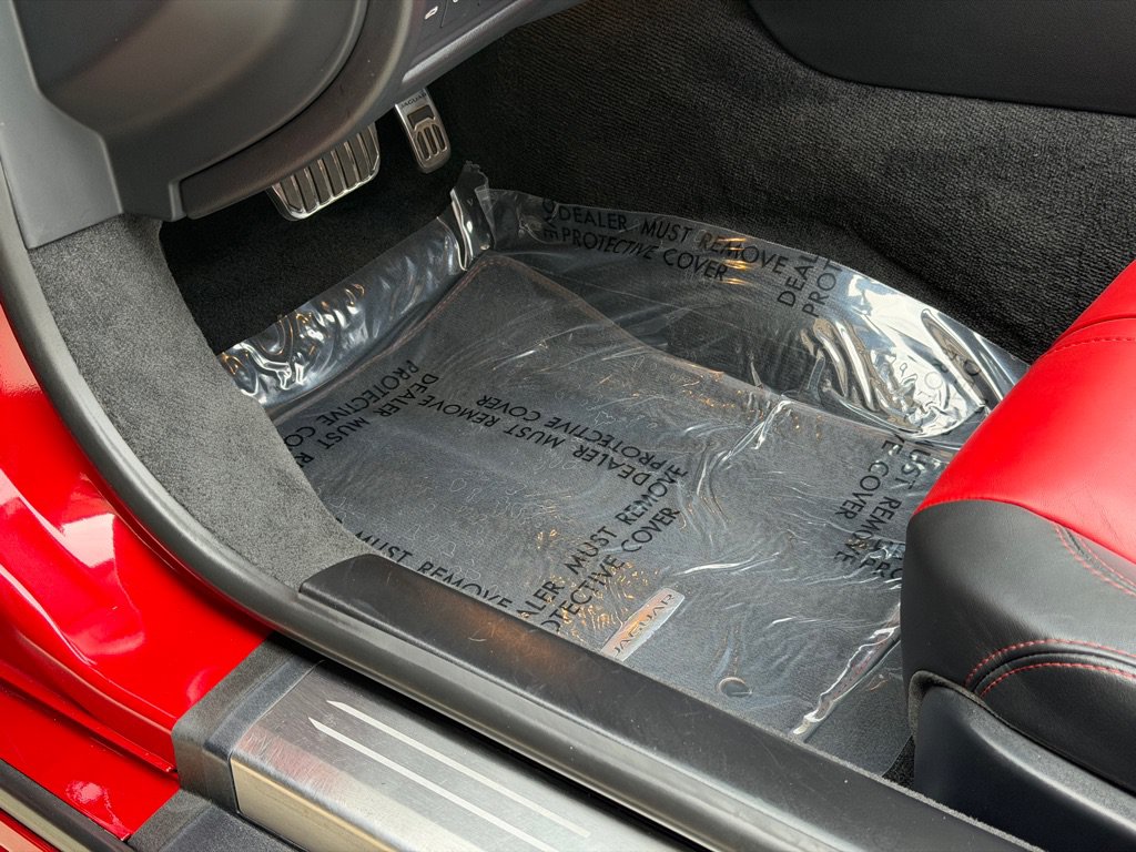 Used 2016 Jaguar F-TYPE R AWD/4WD image 29