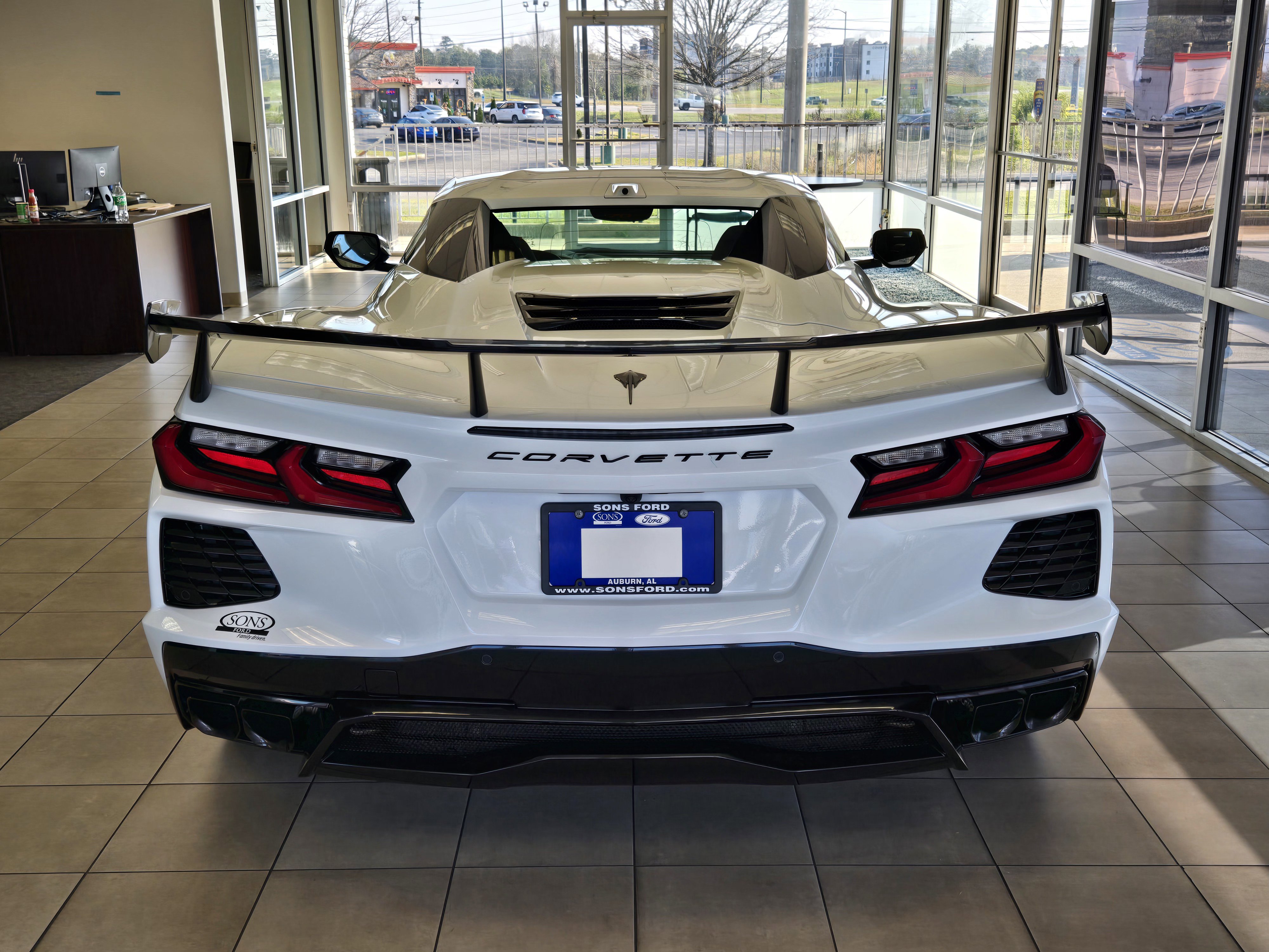 Used 2023 Chevrolet Corvette Stingray Preferred Conv w/ Z51 Performance Package image 12