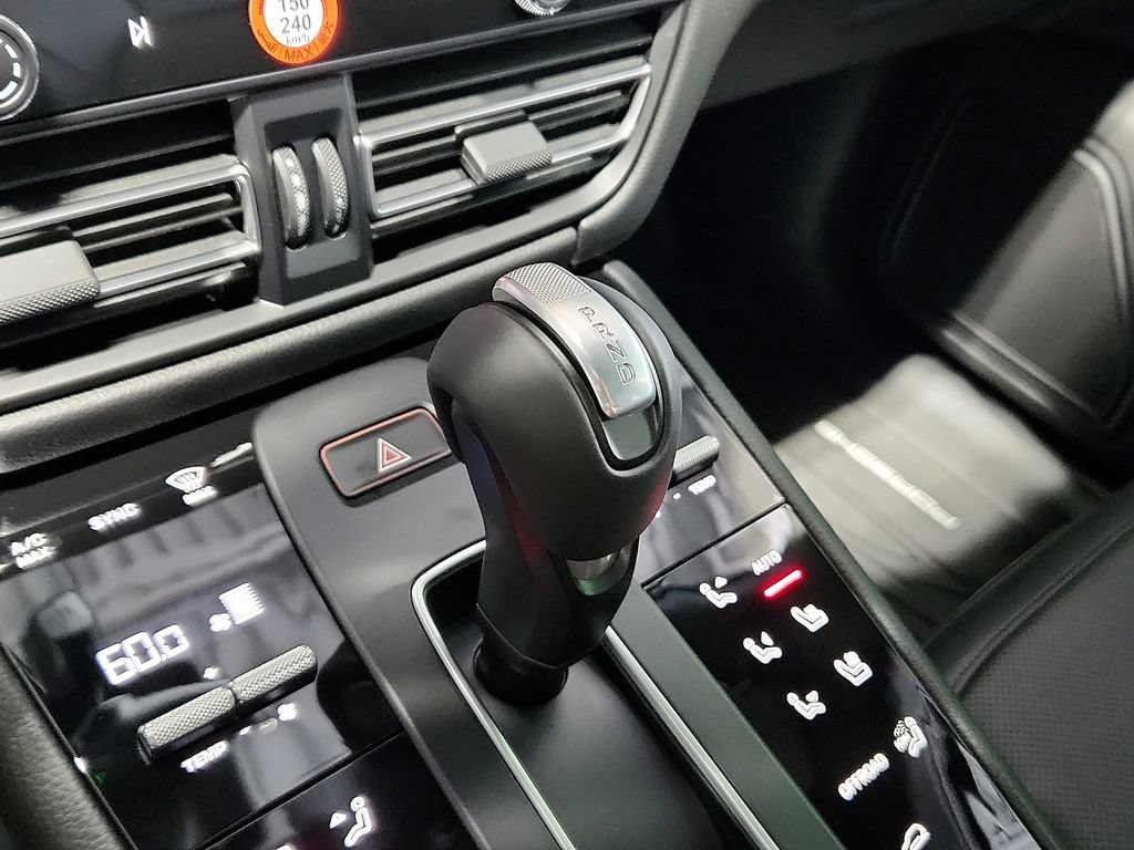 New 2026 Porsche Macan Turbo AWD/4WD image 15