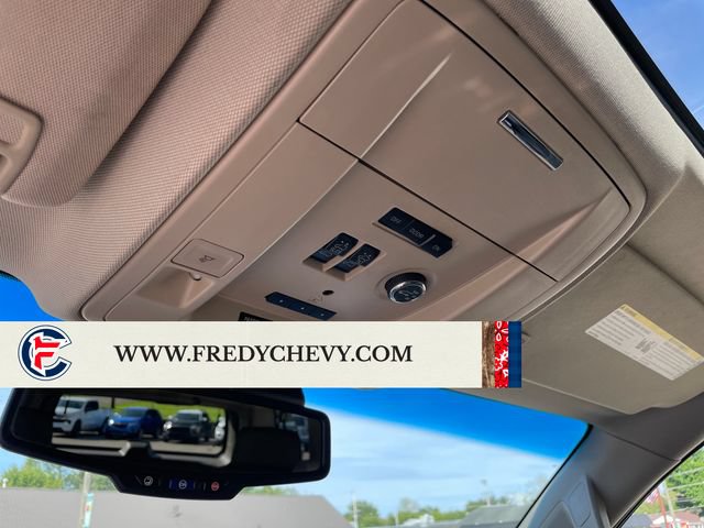 Used 2015 GMC Yukon XL SLT w/ Open Road Package AWD/4WD image 34