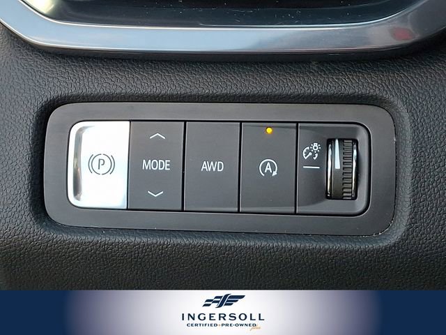 Used 2025 GMC Acadia AT4 w/ Luxury Package image 11