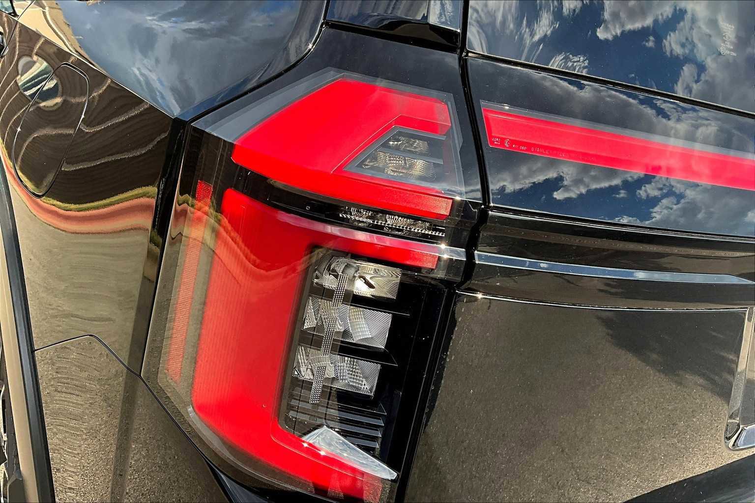 New 2026 Nissan Armada PRO-4X w/ Captain's Chari Seat Package image 12