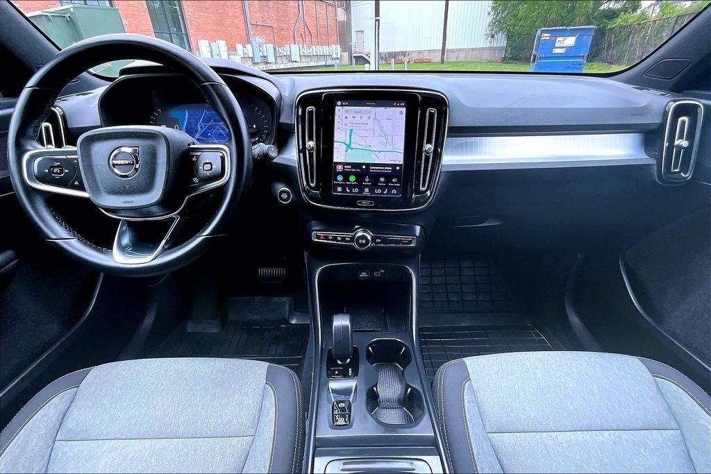 Certified 2024 Volvo XC40 B5 Core AWD/4WD image 20