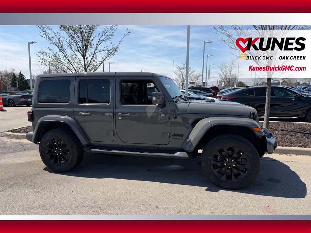 Used 2022 Jeep Wrangler Unlimited Sahara image 6