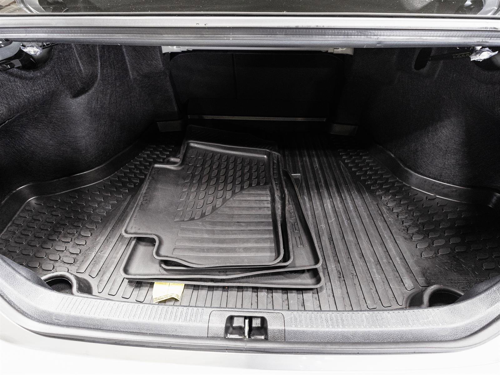 Certified 2025 Toyota Camry SE w/ Convenience Package image 10