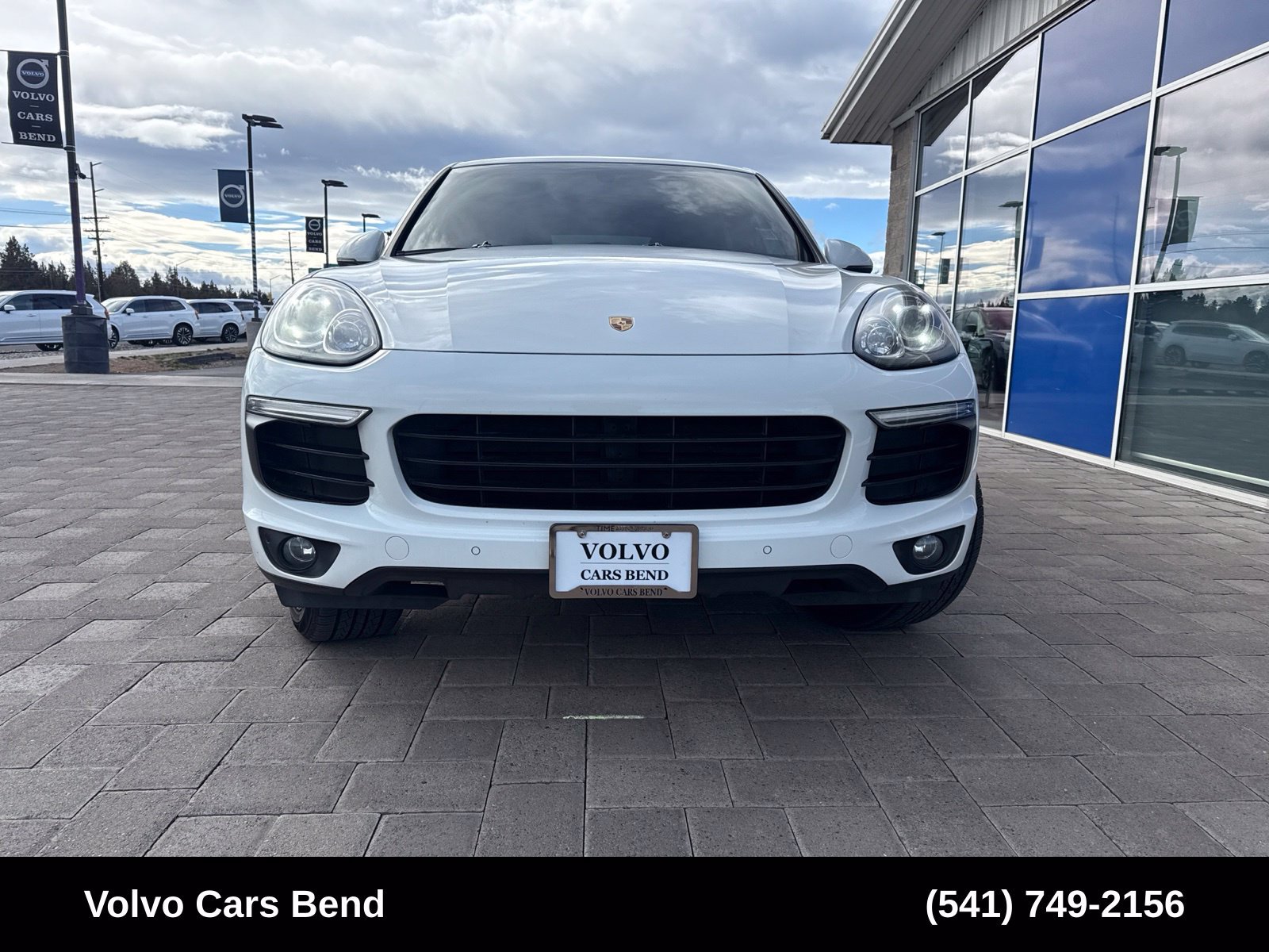 Used 2016 Porsche Cayenne AWD/4WD image 3