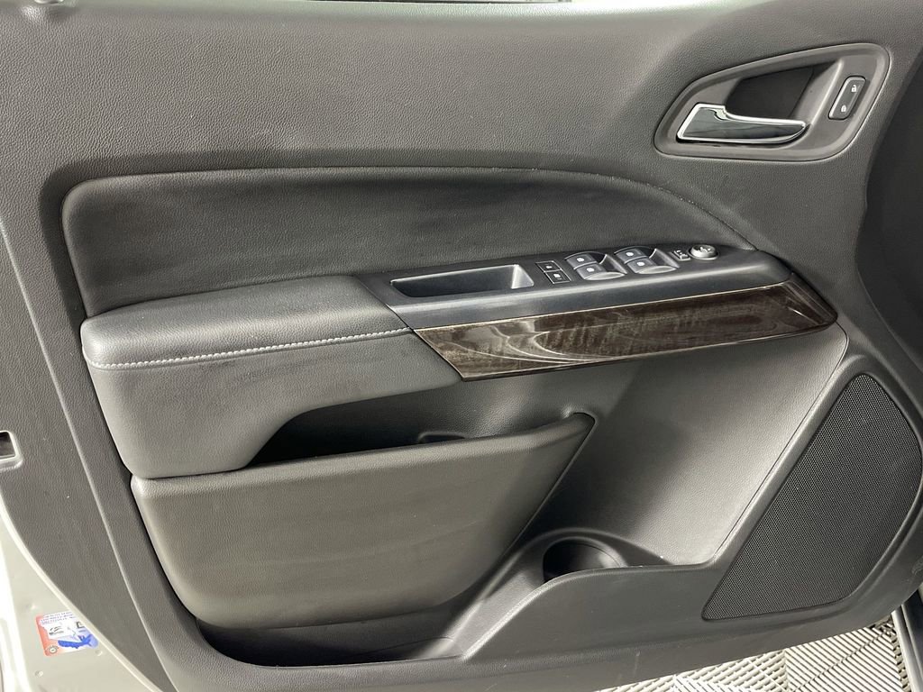 Used 2020 GMC Canyon SLE w/ Driver Alert Package image 19