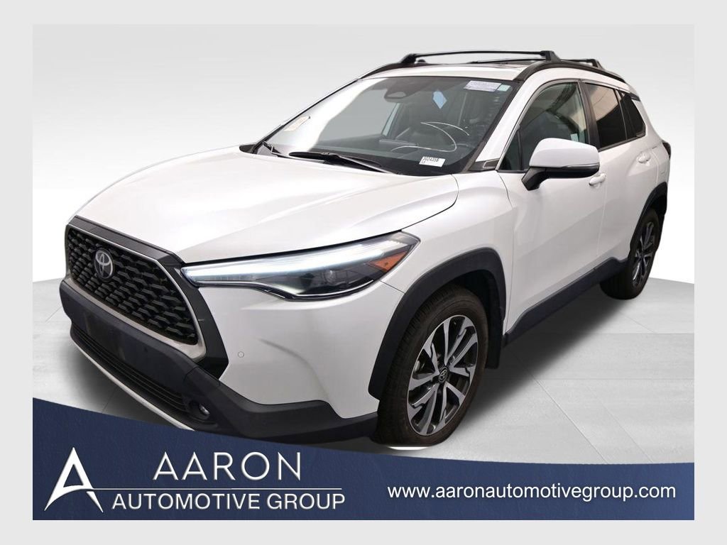 Used 2023 Toyota Corolla Cross XLE w/ Convenience Package image 1