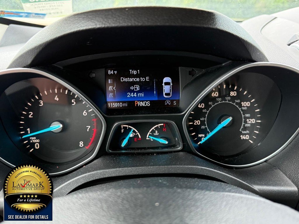 Used 2017 Ford Escape SE w/ Equipment Group 201A FWD image 12