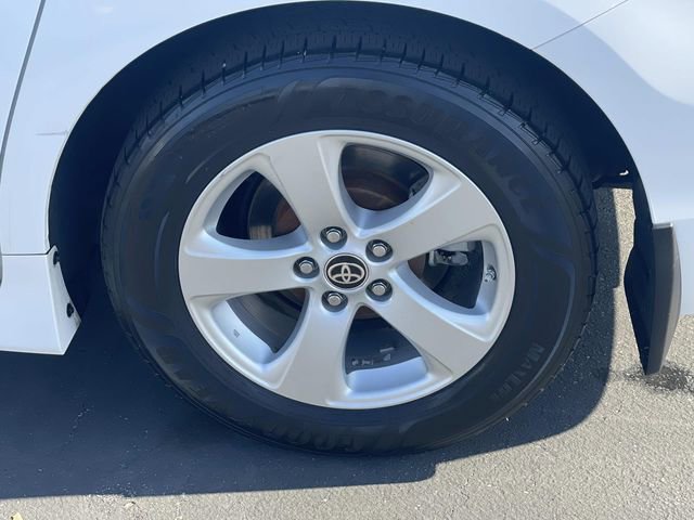 Used 2020 Toyota Sienna LE w/ Carpet Mat Package image 38
