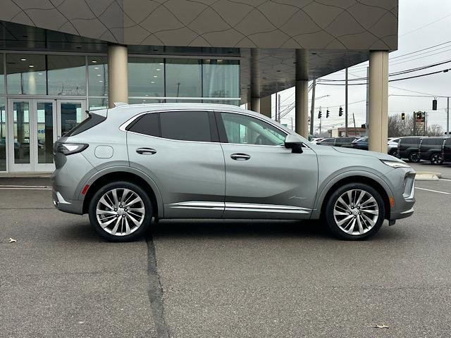 Used 2025 Buick Envision Avenir image 13