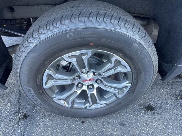 Used 2026 GMC Sierra 1500 SLT image 29