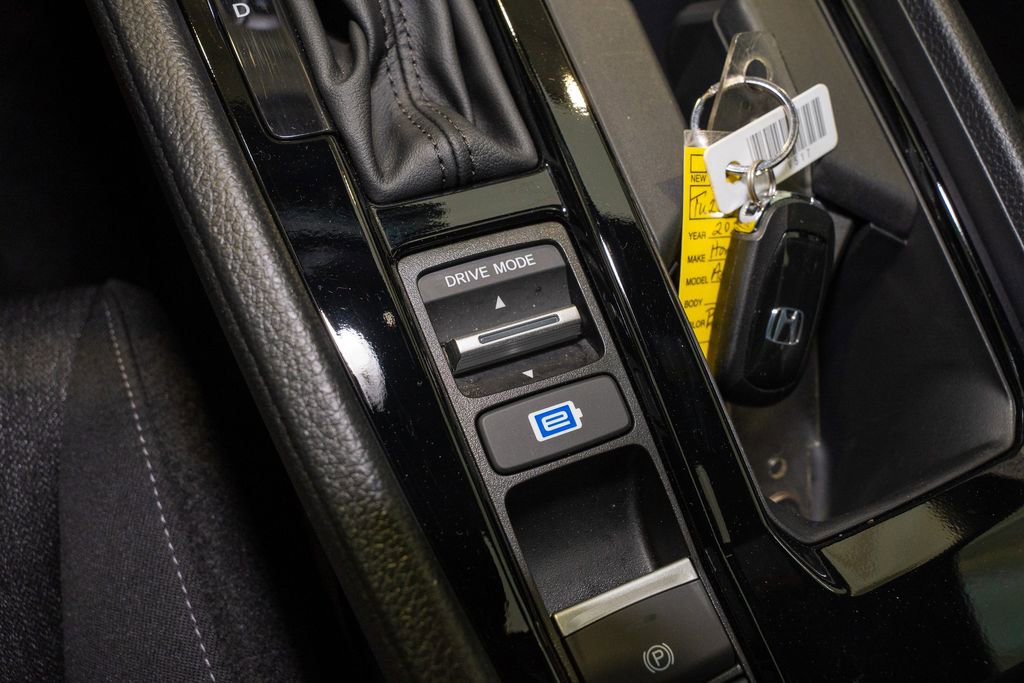 Used 2024 Honda Accord Sport image 16