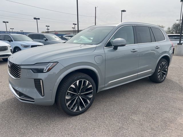 New 2026 Volvo XC90 T8 Plus w/ Protection Package Premier image 7