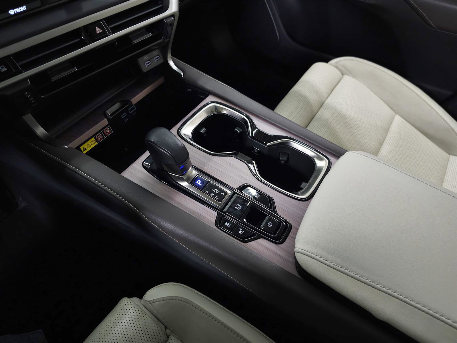 Certified 2023 Lexus RX 350 w/ Cold Area Package AWD/4WD image 31