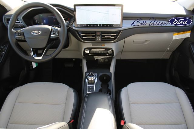 New 2025 Ford Escape SE image 11