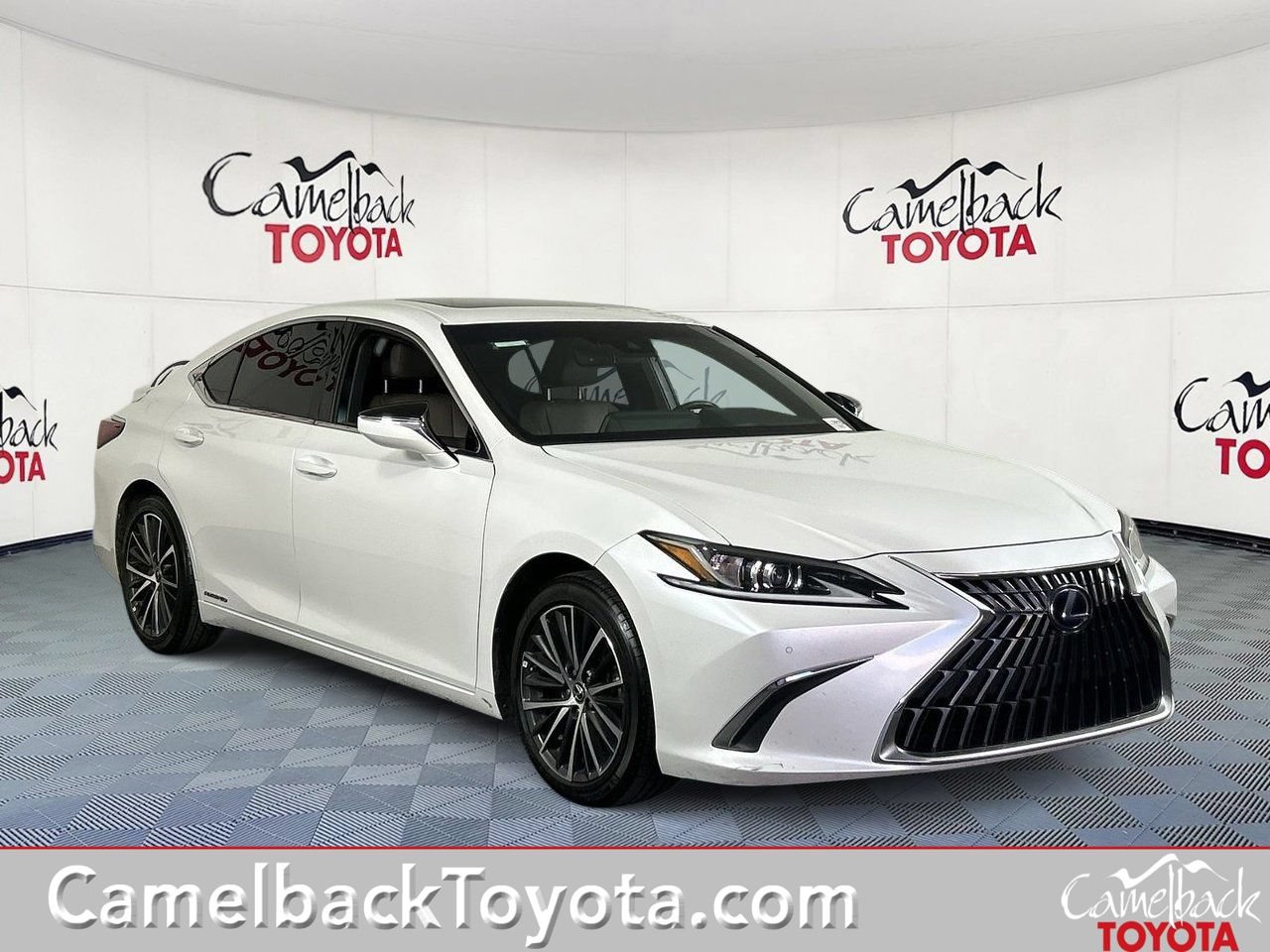 Used 2022 Lexus ES 300h w/ Premium Package