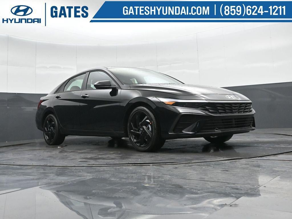 New 2026 Hyundai Elantra SEL FWD image 34