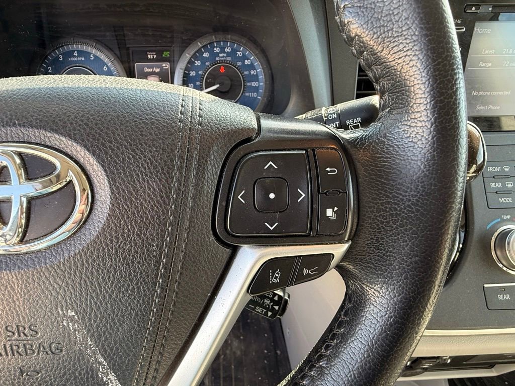 Used 2020 Toyota Sienna XLE image 15