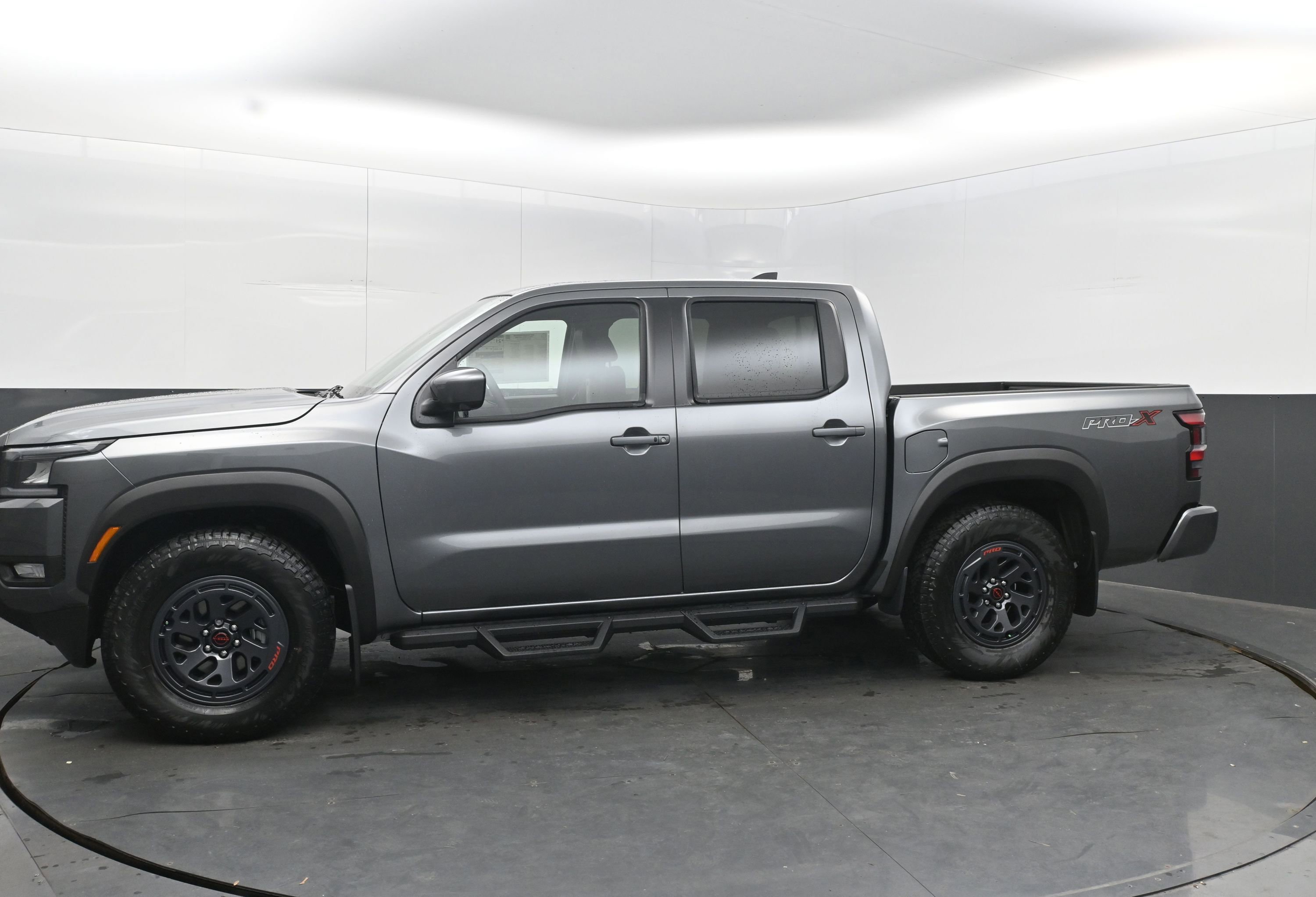 New 2026 Nissan Frontier Pro-X image 4