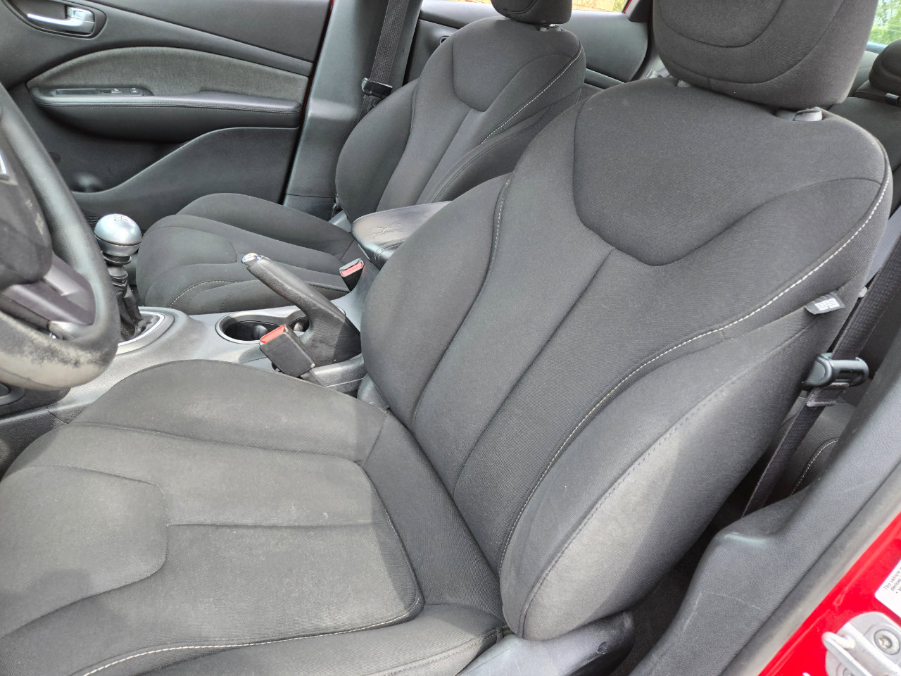 Used 2013 Dodge Dart SXT image 18