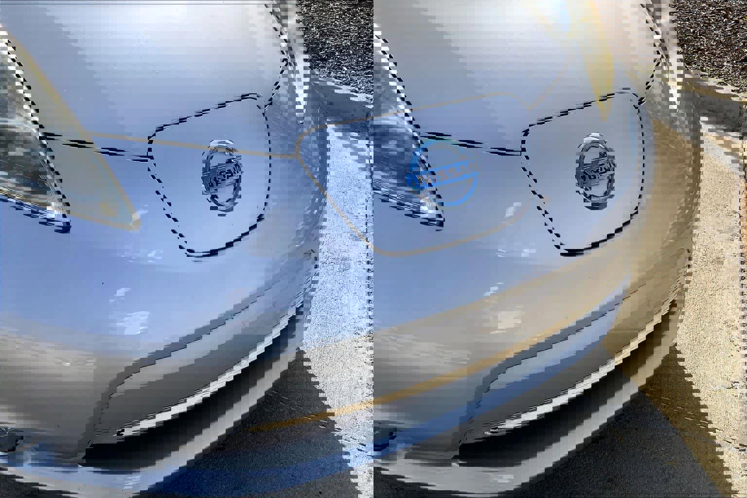 Used 2012 Nissan Leaf SL image 29