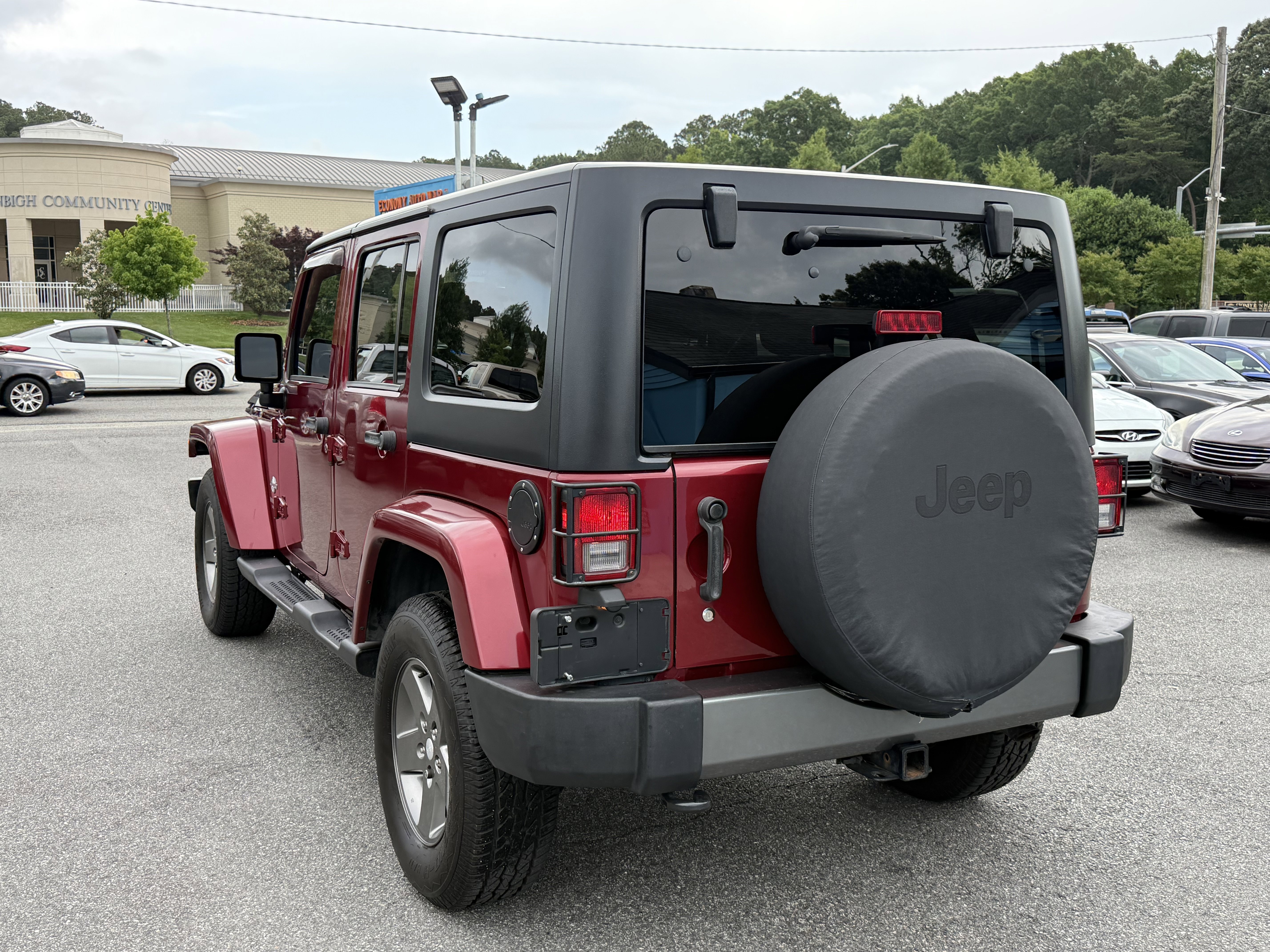 Used 2012 Jeep Wrangler Unlimited Sport AWD/4WD image 7