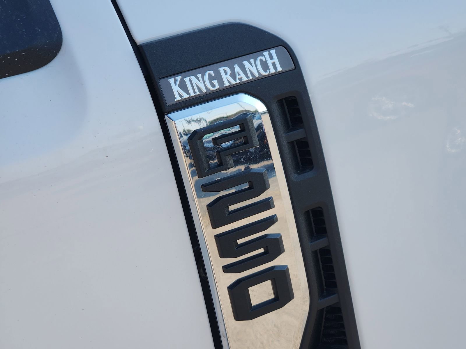 New 2026 Ford F250 King Ranch w/ Chrome Package image 9