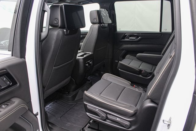 New 2026 GMC Yukon XL Elevation w/ Elevation Premium Package AWD/4WD image 12