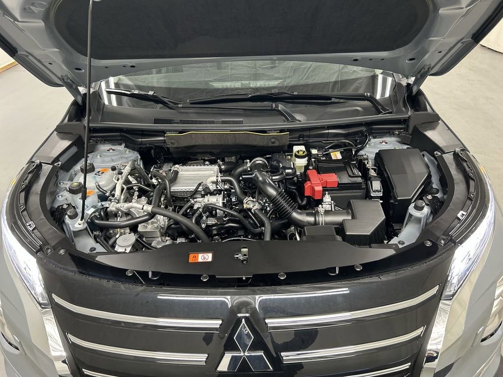 New 2026 Mitsubishi Outlander SE AWD/4WD image 25