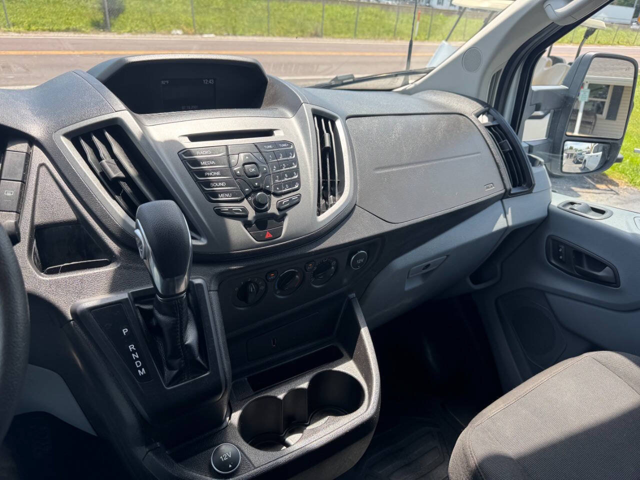Used 2018 Ford Transit 350 XL RWD image 19