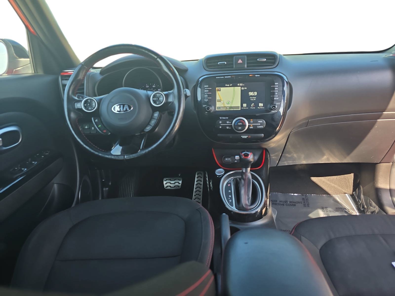 Used 2019 Kia Soul + FWD image 9