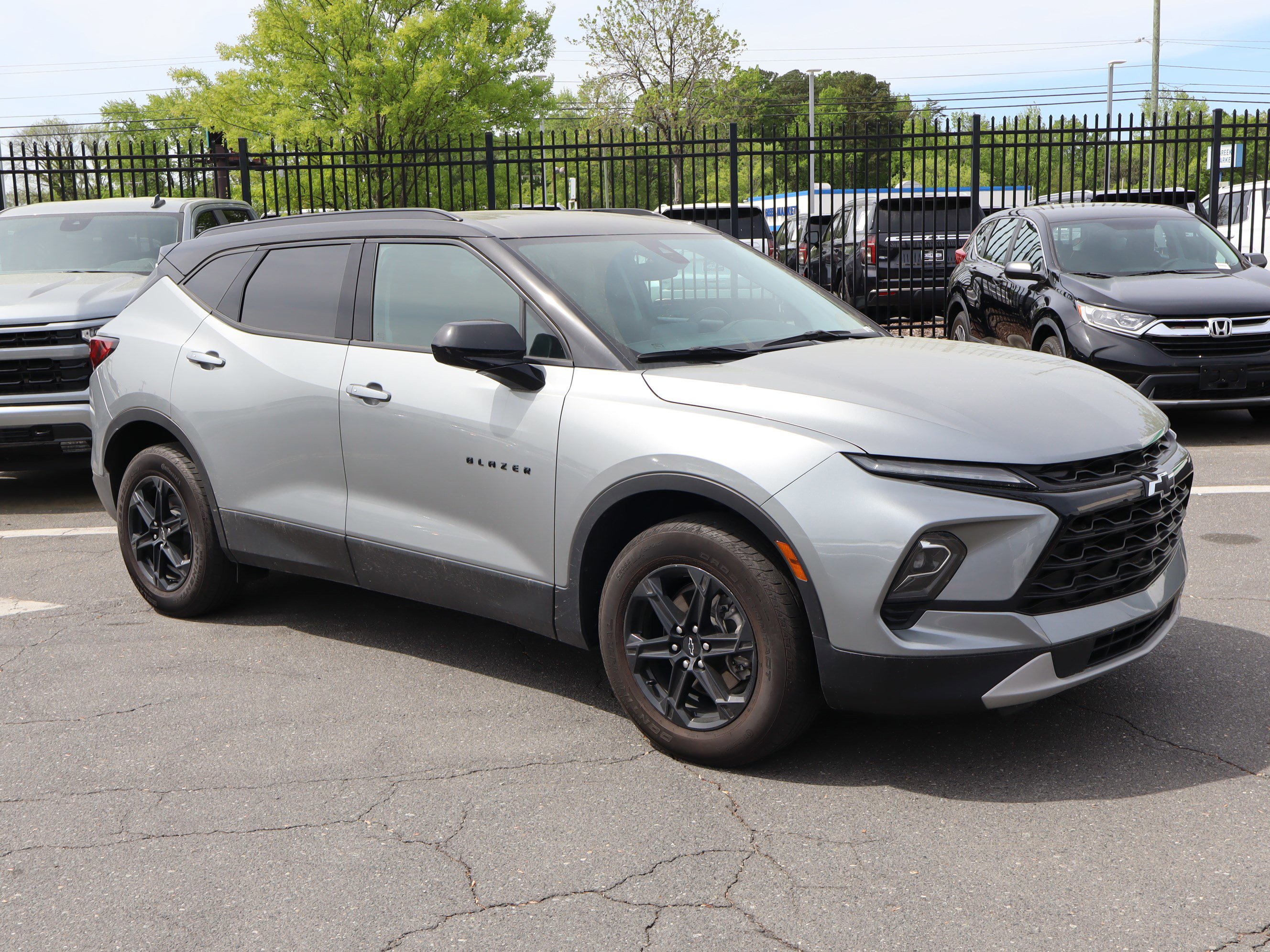 Used 2023 Chevrolet Blazer LT w/ Midnight/Sport Edition image 13