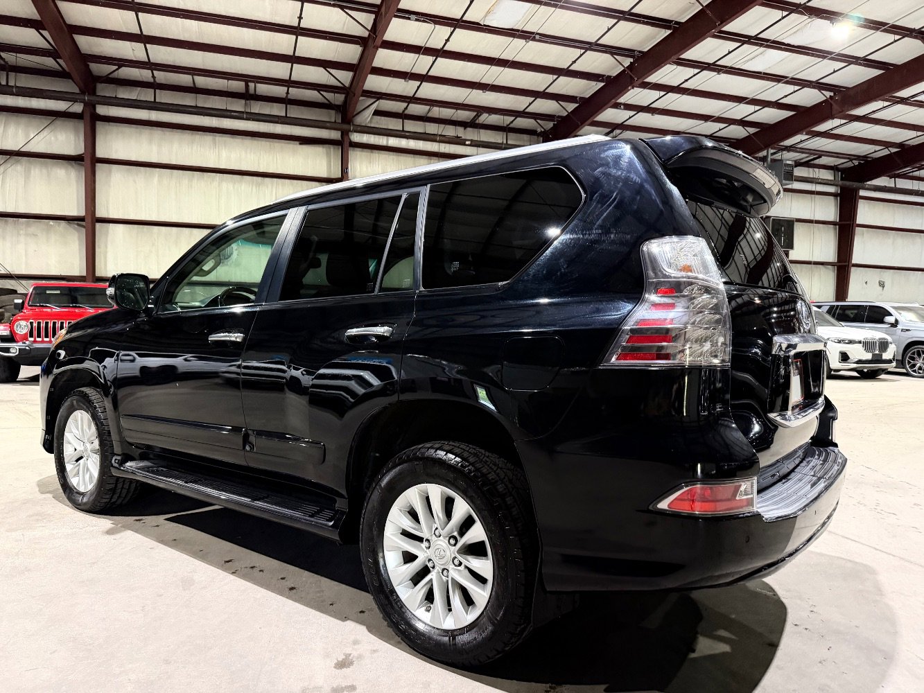 Used 2016 Lexus GX 460 w/ Premium Package AWD/4WD image 7