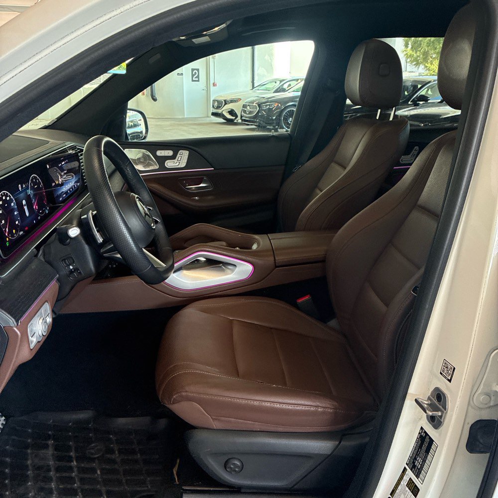 Used 2024 Mercedes-Benz GLS 450 4MATIC w/ AMG Line Exterior image 10