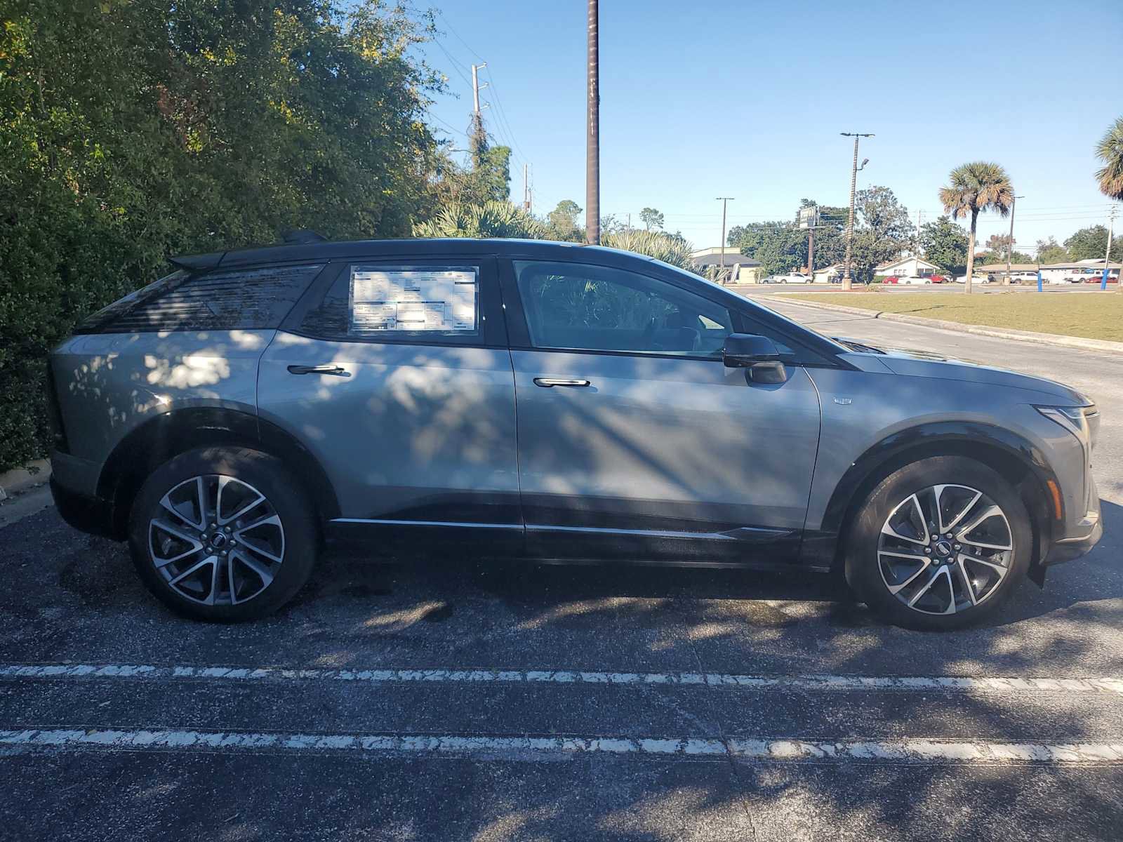 New 2025 Cadillac Optiq Sport 1 image 6